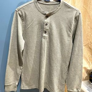 Gray long sleeve waffle shirt